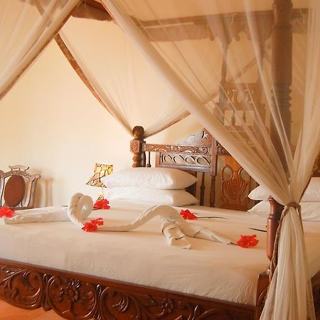 Swahili Beach Resort Zanzibar Extérieur photo