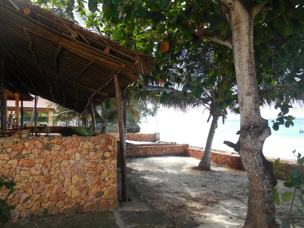 Swahili Beach Resort Zanzibar Extérieur photo
