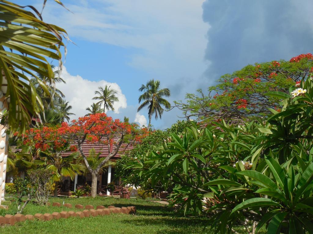 Swahili Beach Resort Zanzibar Extérieur photo