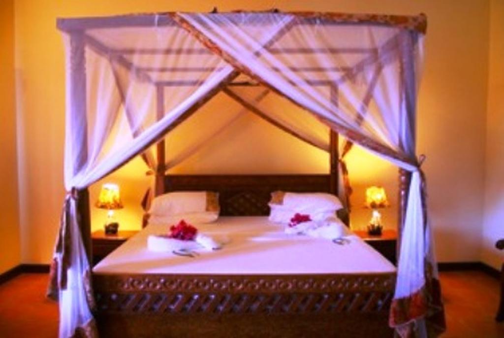 Swahili Beach Resort Zanzibar Extérieur photo