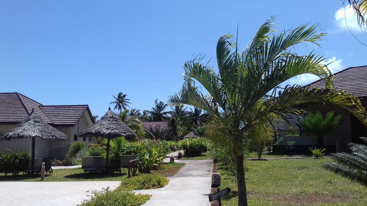 Swahili Beach Resort Zanzibar Extérieur photo